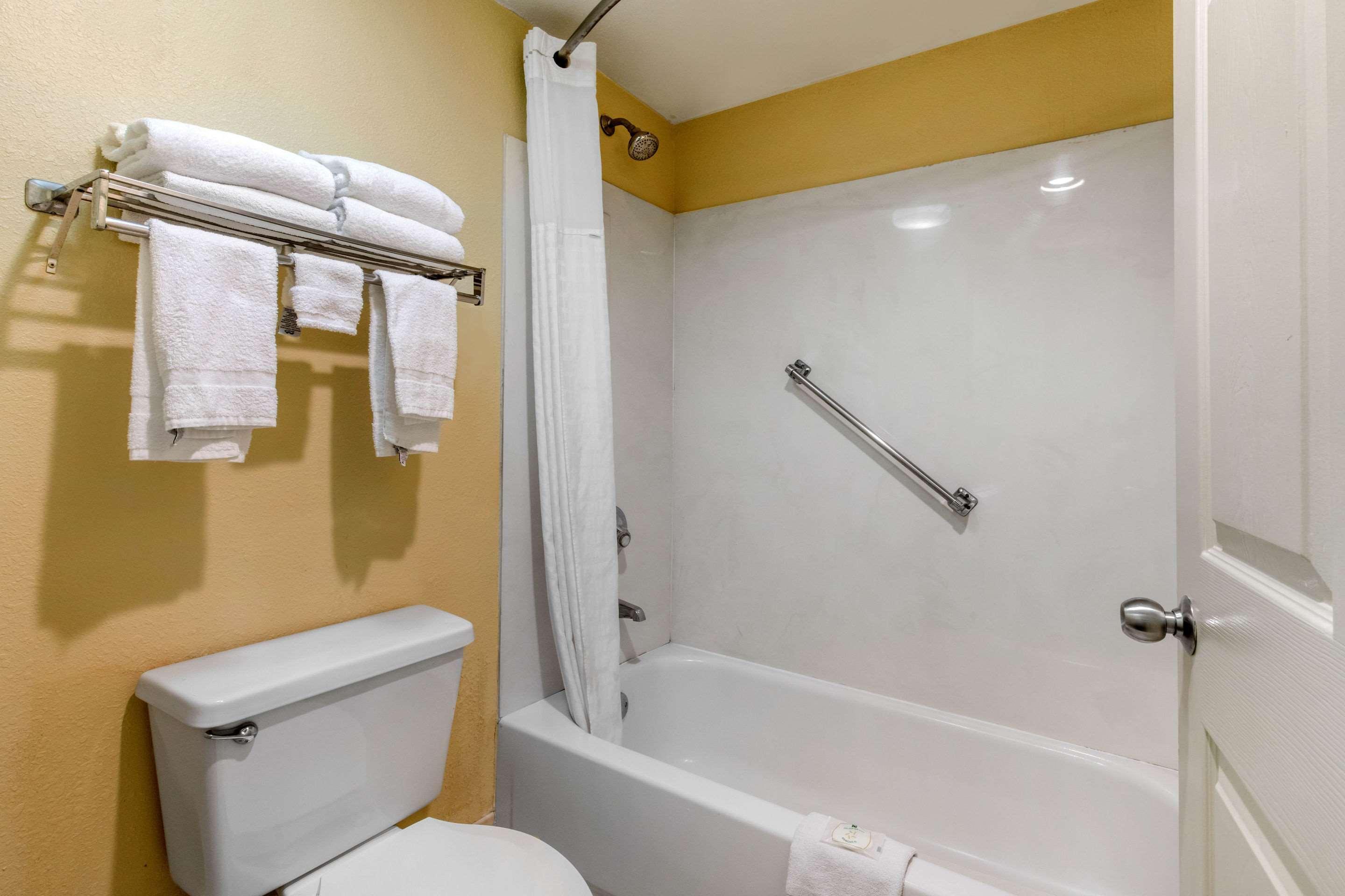 Quality Inn Lebanon Eksteriør billede